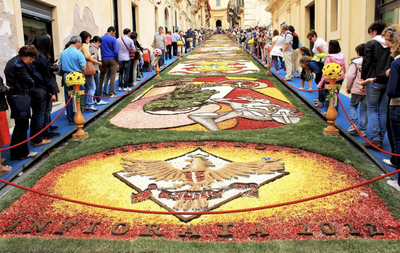 Quattroquarti Stradivari Home Noto Exterior foto